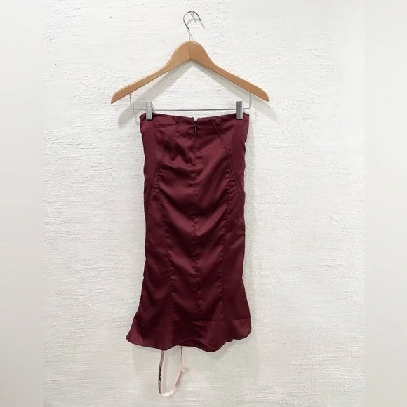 House of CB Sidonie Lace-Up Satin Trumpet Midi Skirt - Picture 5 of 6